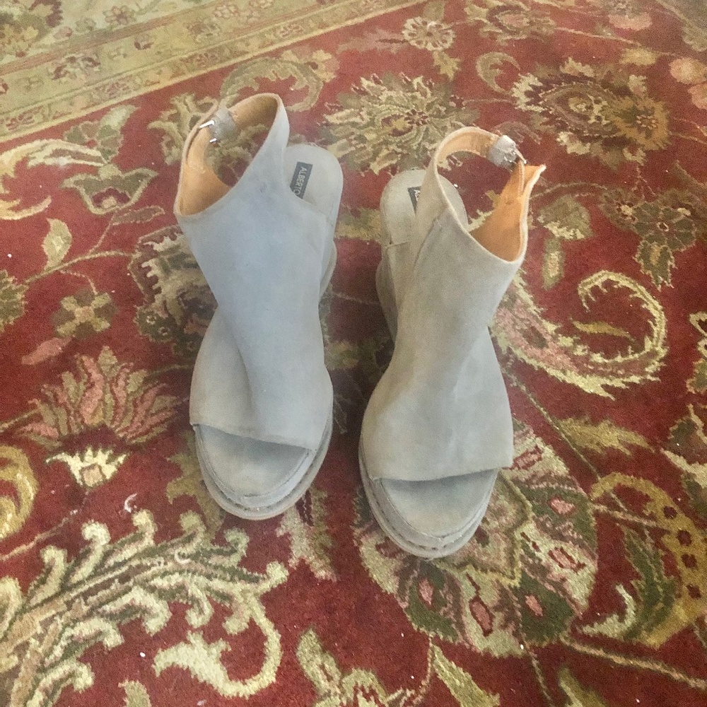 Alberto Fermani  Open toe bootie